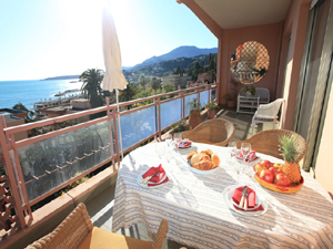 Menton - Garavan 3-Bedroom Apartment - 138M&sup2;
