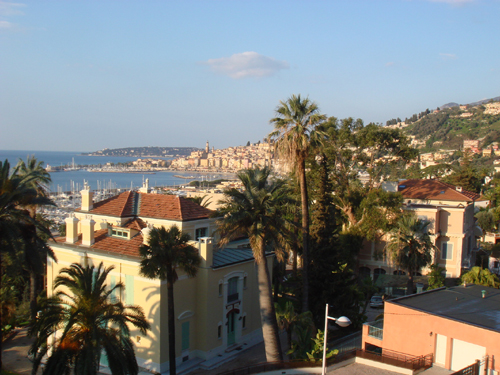 Menton - Garavan 2-Bedroom Apartment - 78M&sup2;