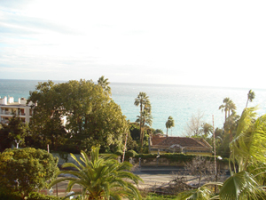 Menton - Garavan 2-Bedroom Apartment - 75M&sup2;