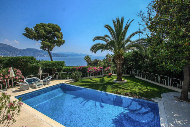 Menton, Roquebrune Cap Martin Cap Martin French Riviera 5-Bedroom Villa